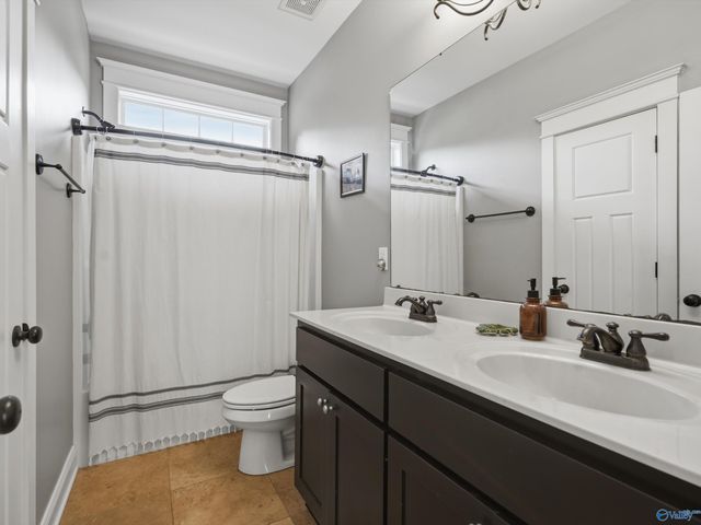 1020 Rison Avenue, Huntsville, AL 35801