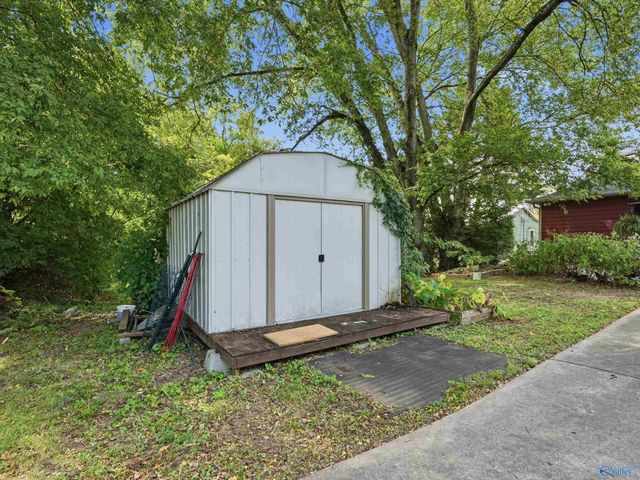 1020 Rison Avenue, Huntsville, AL 35801