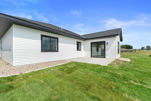 1534 9th Avenue SW, Hutchinson, MN 55350