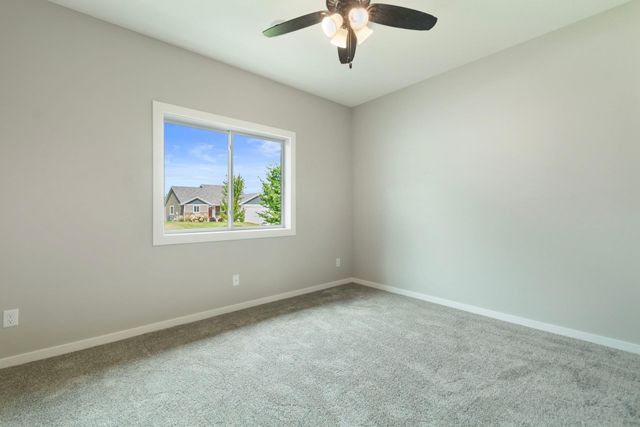 1534 9th Avenue SW, Hutchinson, MN 55350