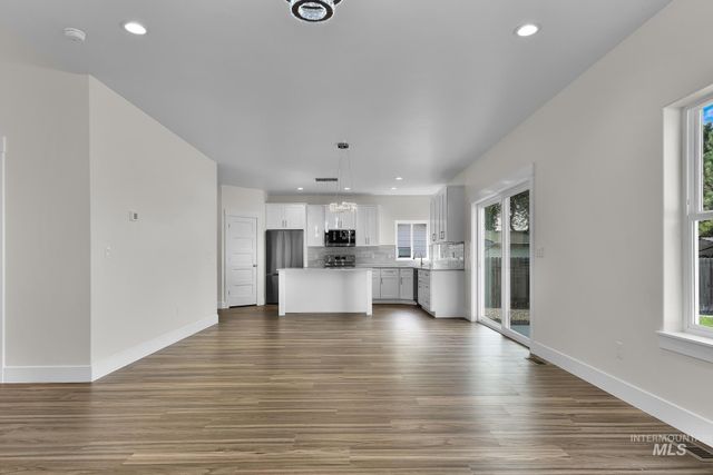 2207 S Janeen St, Boise, ID 83709