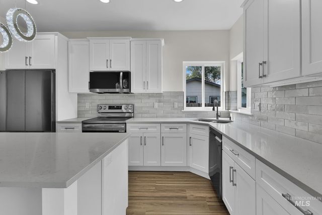 2207 S Janeen St, Boise, ID 83709