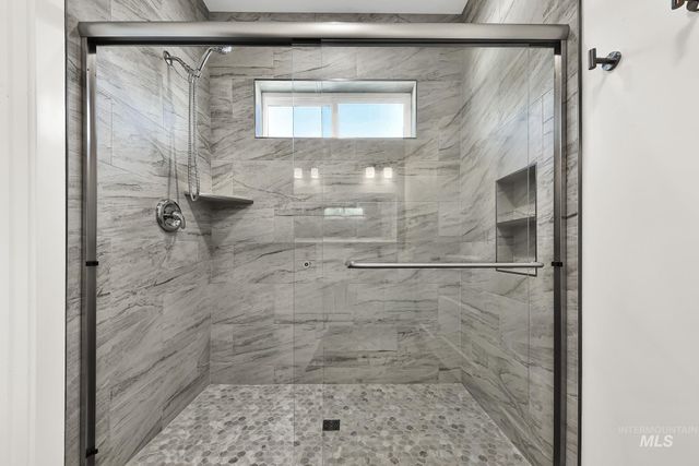 2207 S Janeen St, Boise, ID 83709