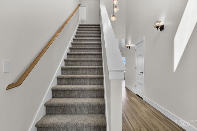 2207 S Janeen St, Boise, ID 83709
