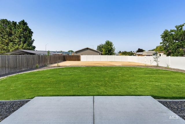 2207 S Janeen St, Boise, ID 83709
