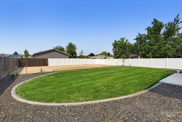 2207 S Janeen St, Boise, ID 83709