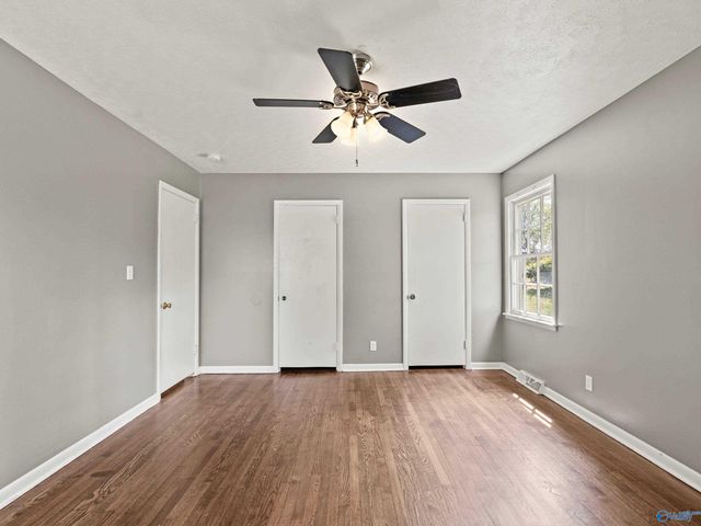 11402 Maplecrest Drive SE, Huntsville, AL 35803