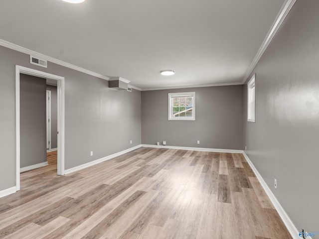 11402 Maplecrest Drive SE, Huntsville, AL 35803