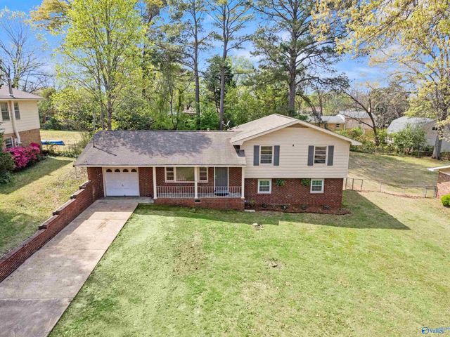 11402 Maplecrest Drive SE, Huntsville, AL 35803