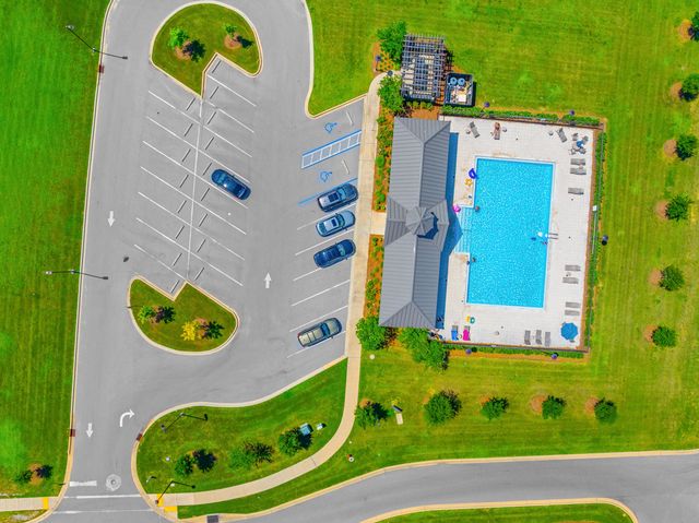 932 Sandbar Loop, Crestview, FL 32539