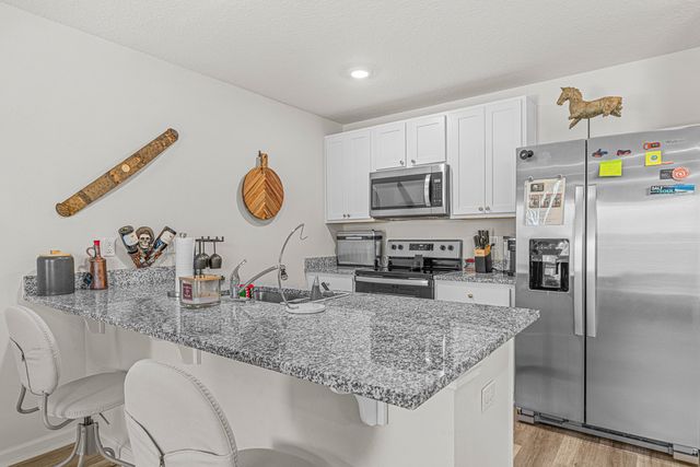 932 Sandbar Loop, Crestview, FL 32539