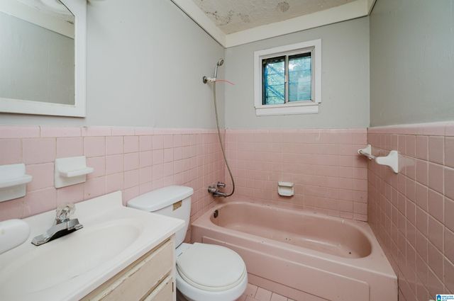 1616 18TH PLACE N, Birmingham, AL 35234