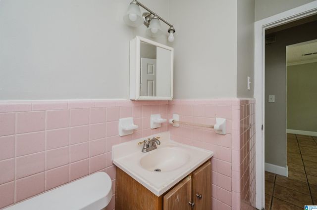 1616 18TH PLACE N, Birmingham, AL 35234