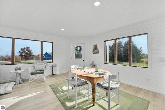 750 N Dumas Road, Suttons Bay, MI 49682