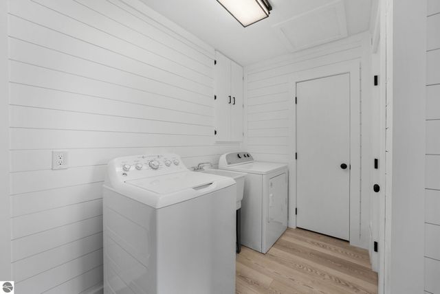 750 N Dumas Road, Suttons Bay, MI 49682