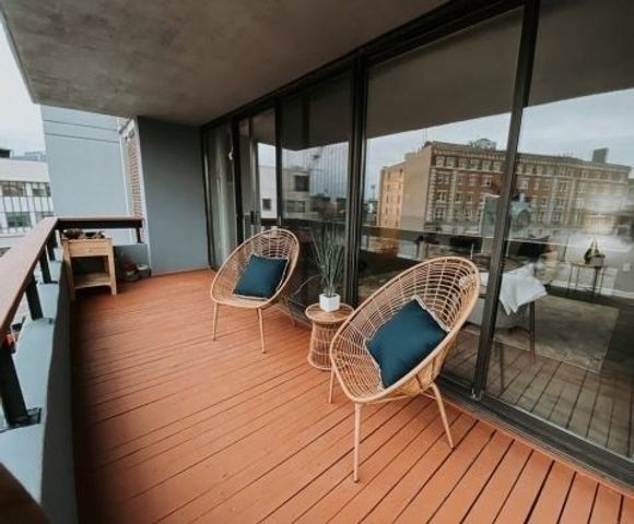 566 Commonwealth Ave 1003, Boston, MA 02215