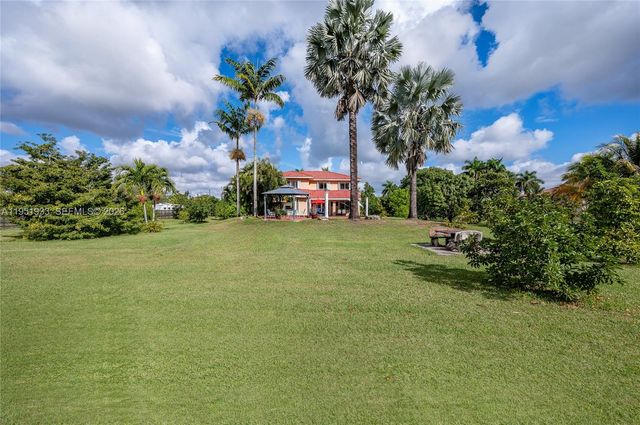 19520 SW 206th Street, Miami, FL 33187