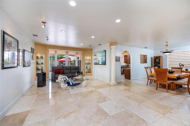 19520 SW 206th Street, Miami, FL 33187
