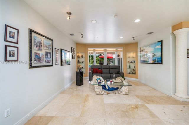 19520 SW 206th Street, Miami, FL 33187