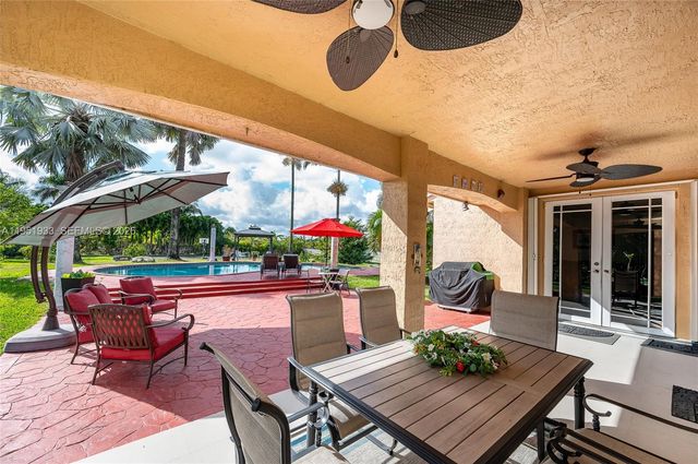 19520 SW 206th Street, Miami, FL 33187