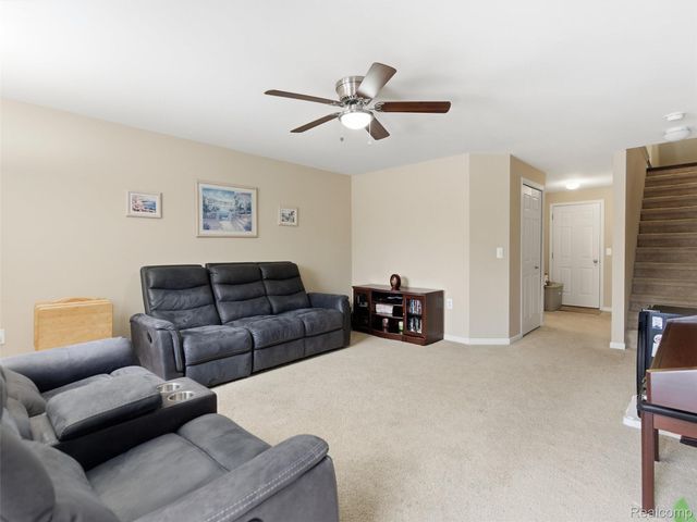 56696 Long Island Drive, Shelby Charter Township, MI 48316