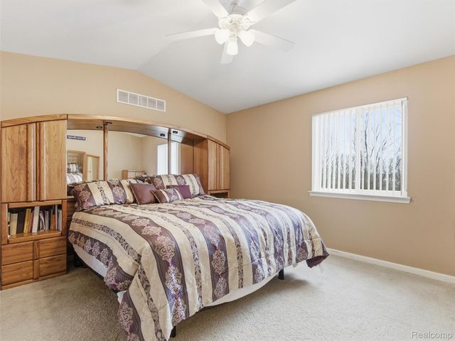 56696 Long Island Drive, Shelby Charter Township, MI 48316