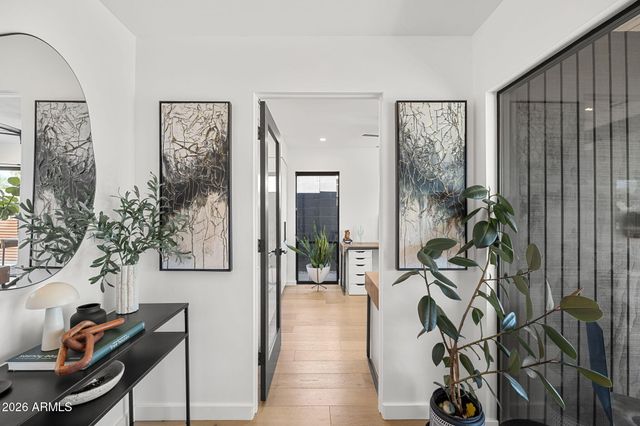 8124 E GRANADA Road, Scottsdale, AZ 85257