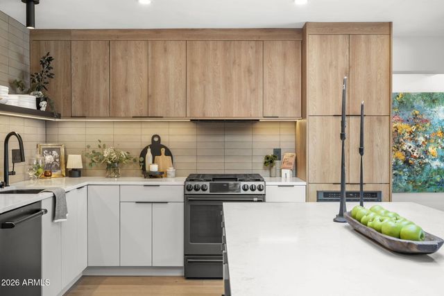 8124 E GRANADA Road, Scottsdale, AZ 85257