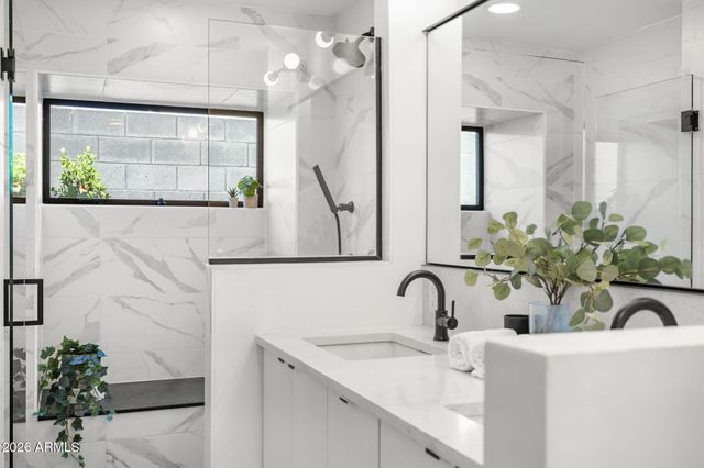 8124 E GRANADA Road, Scottsdale, AZ 85257