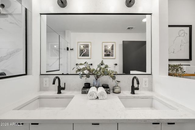 8124 E GRANADA Road, Scottsdale, AZ 85257