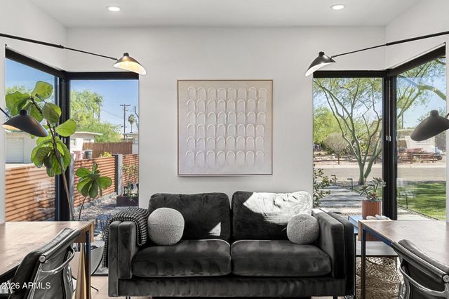 8124 E GRANADA Road, Scottsdale, AZ 85257