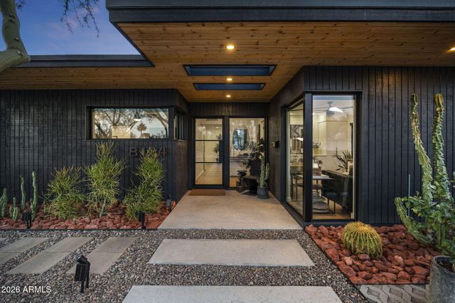 8124 E GRANADA Road, Scottsdale, AZ 85257