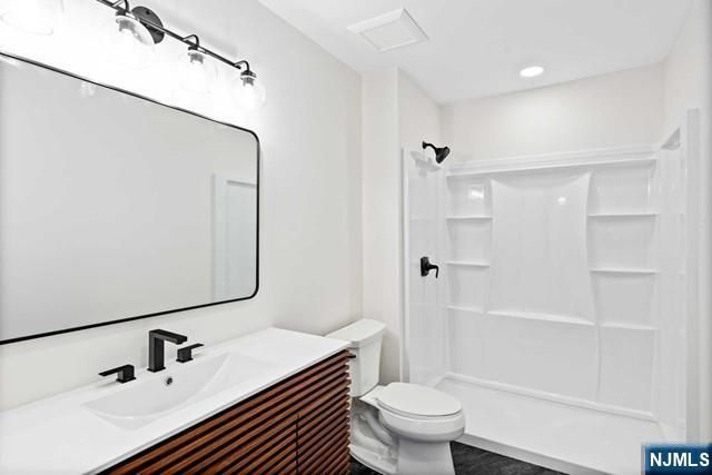 6001 Tudor, Pequannock Township, NJ 07444