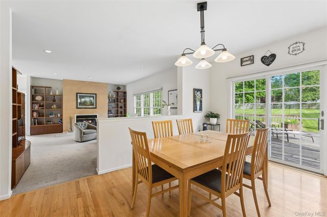 3 Naomi Court, Melville, NY 11747