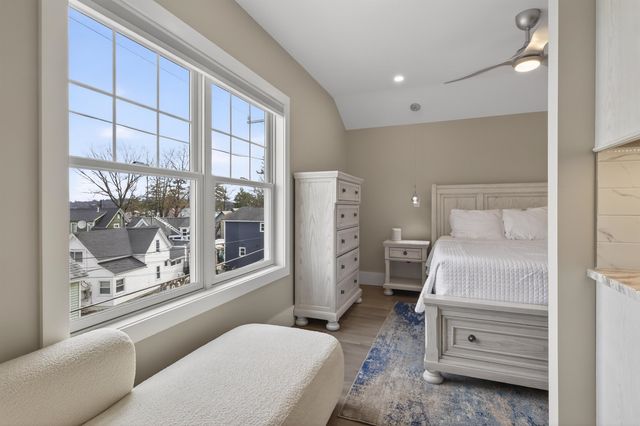 44 Centenary Avenue, Laconia, NH 03246