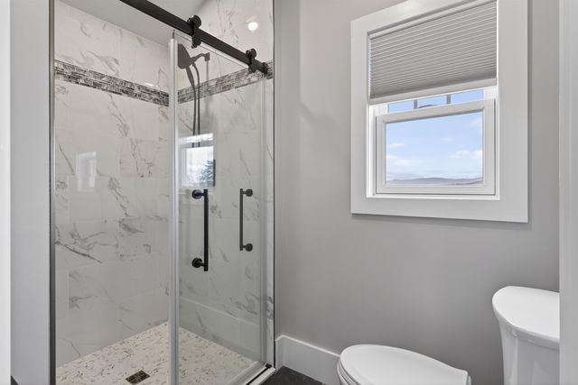 44 Centenary Avenue, Laconia, NH 03246