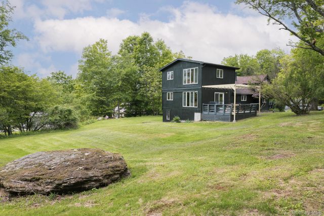 37 Dewitts Flats Road, Jeffersonville, NY 12748