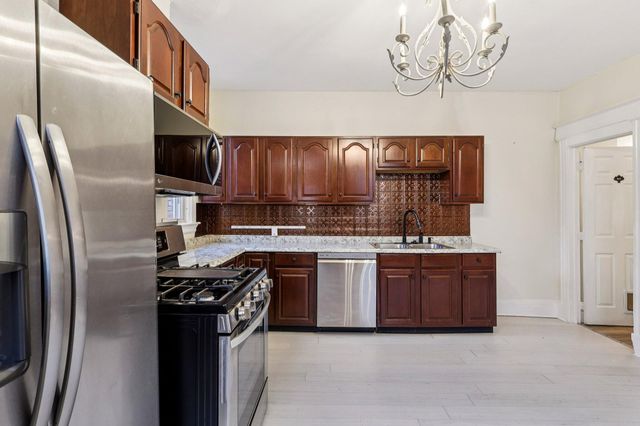 1505 Greenup Street, Covington, KY 41011