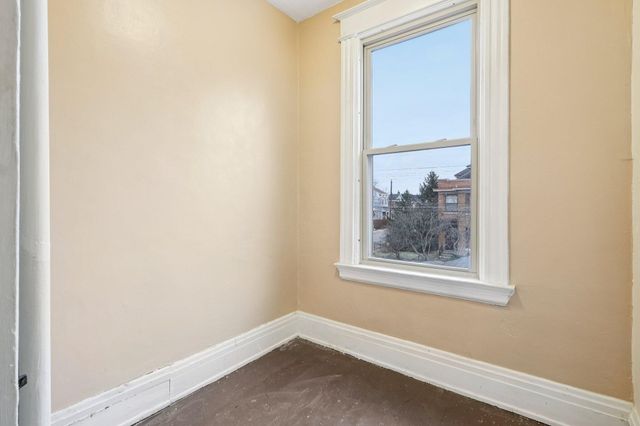 1505 Greenup Street, Covington, KY 41011