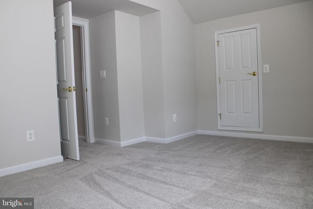 7412 LEES COMMAND BLVD, Fredericksburg, VA 22407