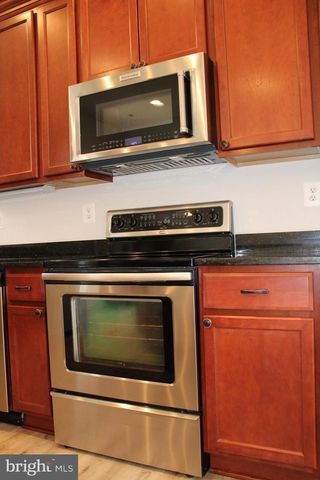 7412 LEES COMMAND BLVD, Fredericksburg, VA 22407