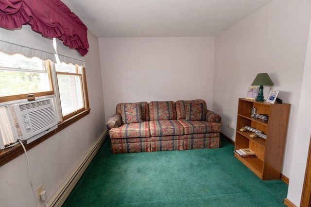 6 Robins St. 6, East Bridgewater, MA 02333