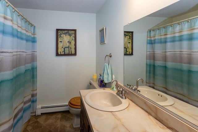 6 Robins St. 6, East Bridgewater, MA 02333