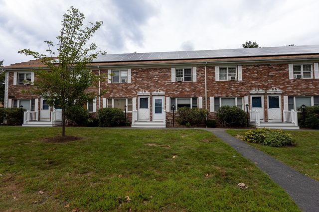 6 Robins St. 6, East Bridgewater, MA 02333