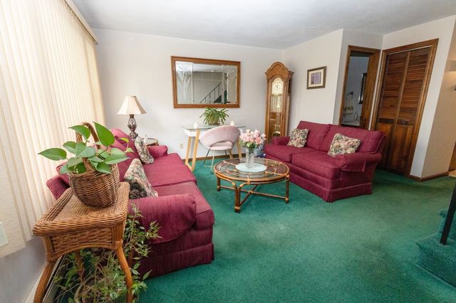 6 Robins St. 6, East Bridgewater, MA 02333