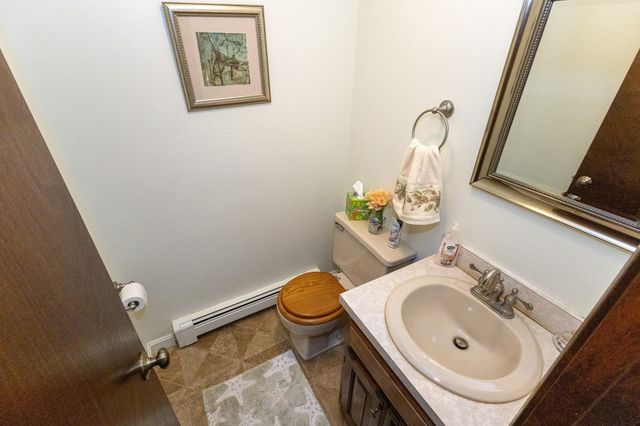 6 Robins St. 6, East Bridgewater, MA 02333