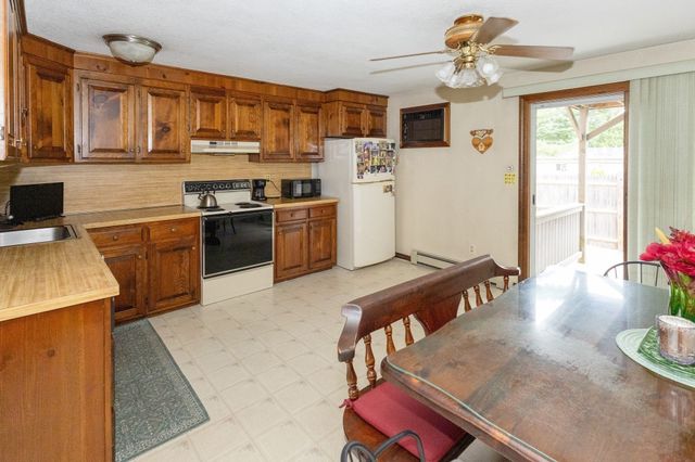 6 Robins St. 6, East Bridgewater, MA 02333