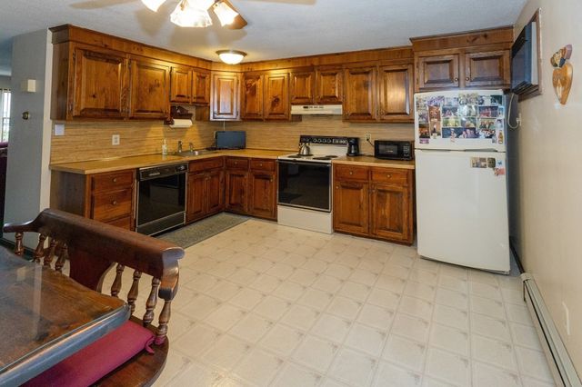 6 Robins St. 6, East Bridgewater, MA 02333