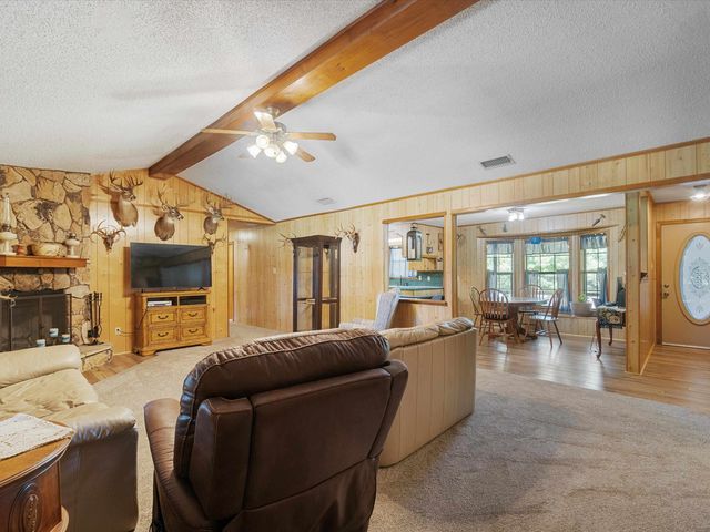 141 Birch Rd, Big Sandy, TX 75755