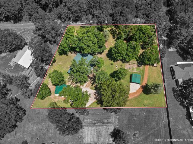 141 Birch Rd, Big Sandy, TX 75755